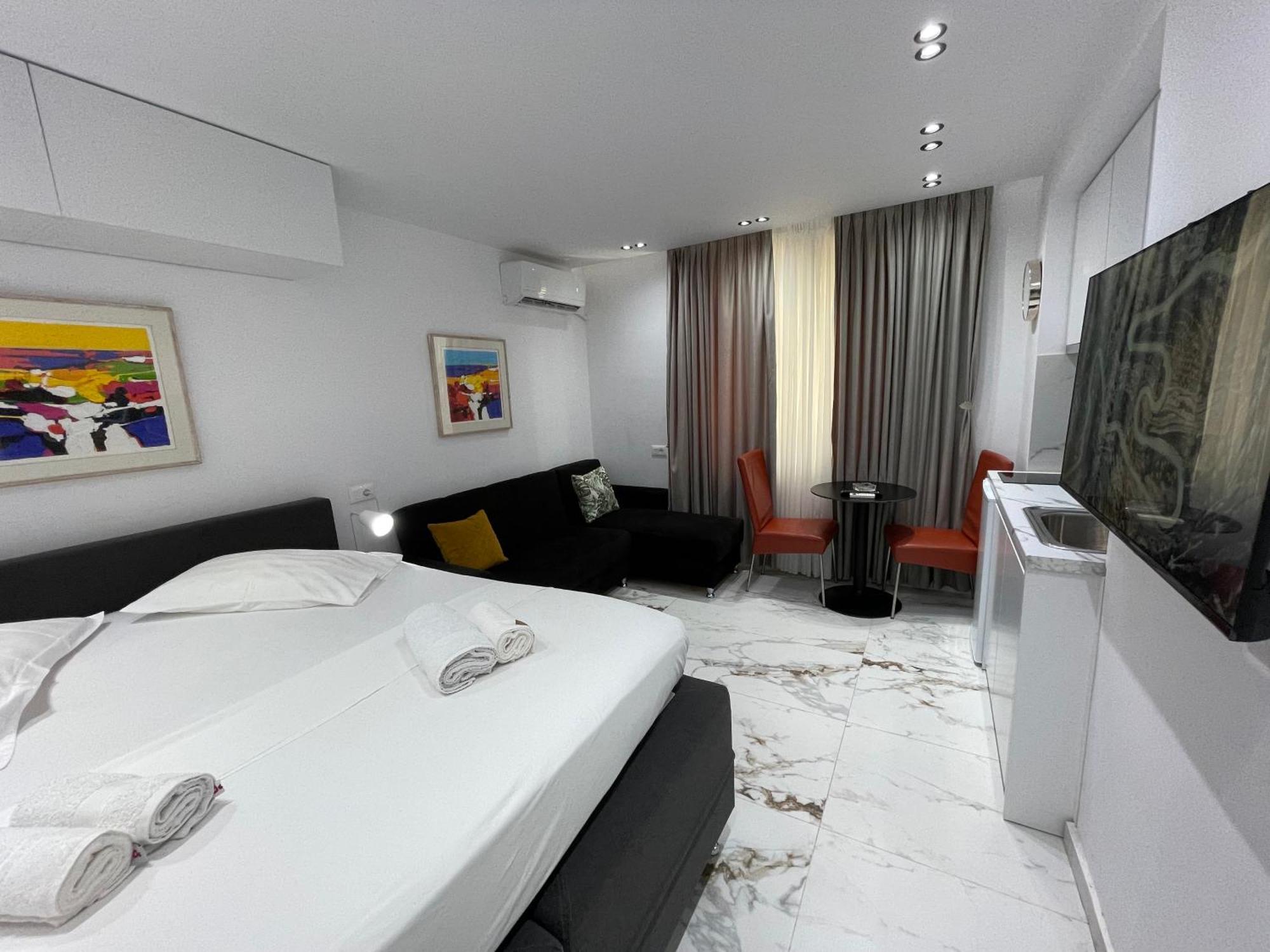 Midnight Apartments Tirana Zewnętrze zdjęcie